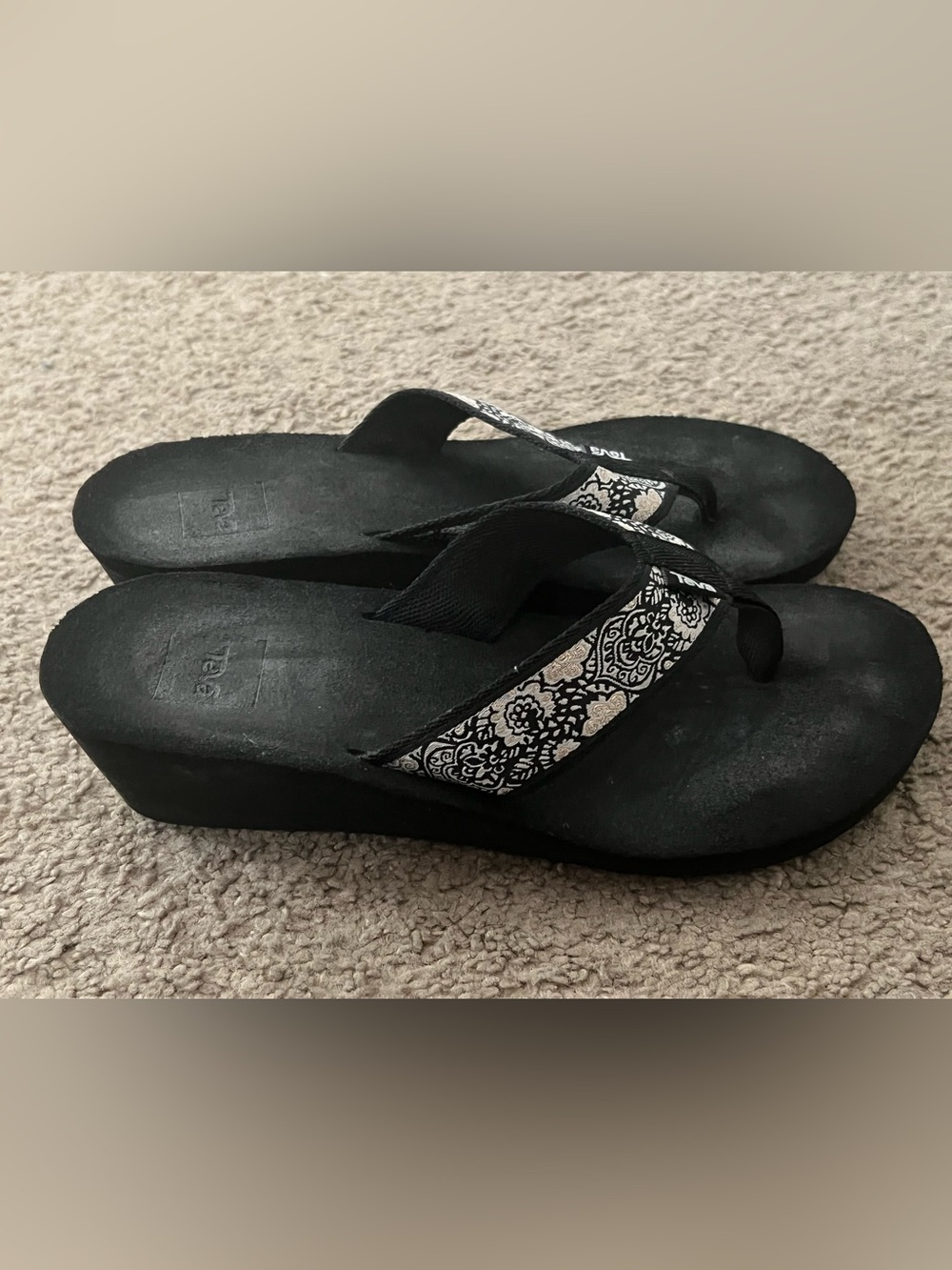 Teva Black Wedge flip flops/sandals - size 8